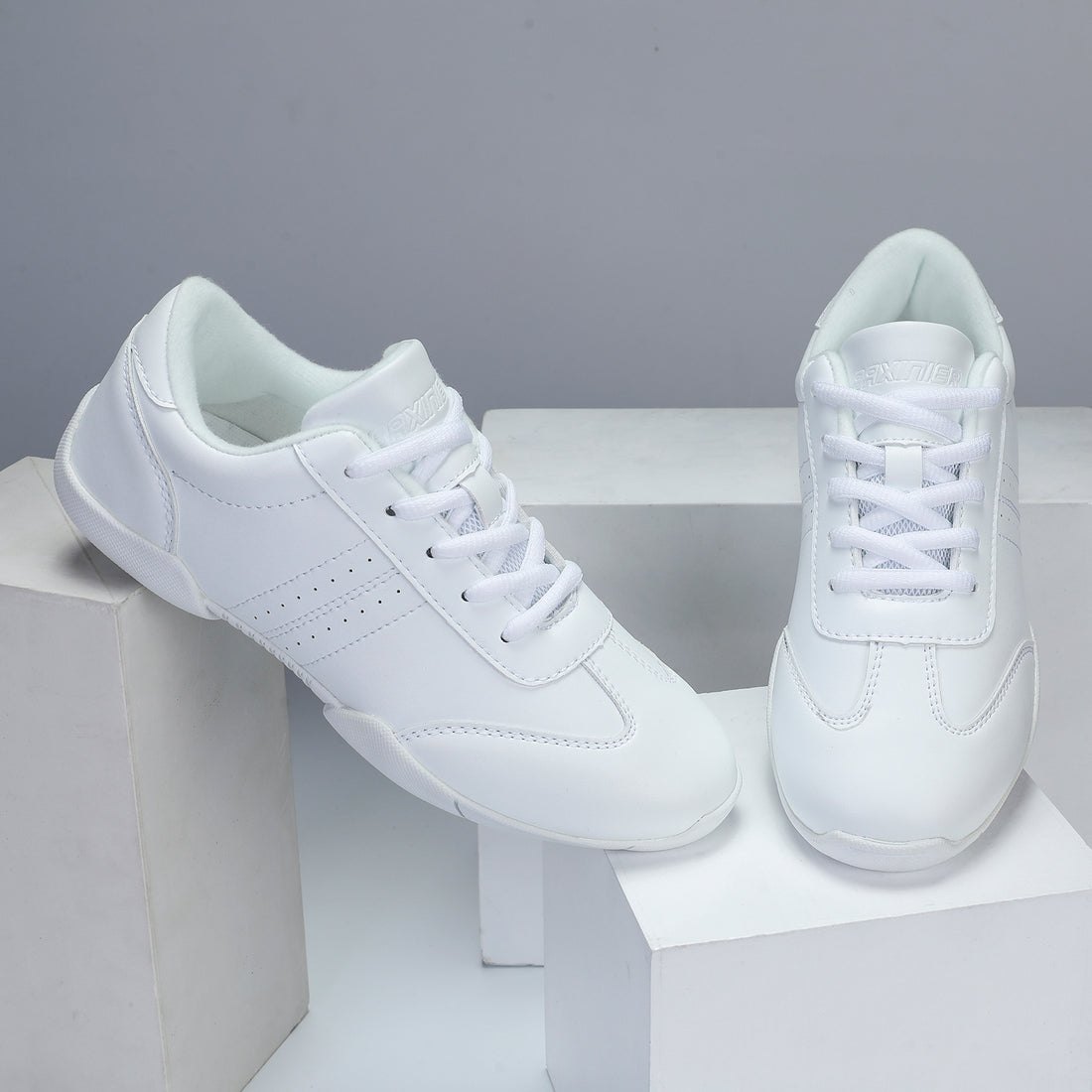 Focus on cheerleading shoes – BAXINIER